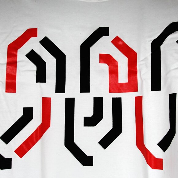 BNWT AW18 JUNYA WATANABE BLACK AND RED PRINT TSHIRT S - Picture 8 of 15